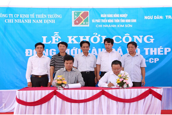 Lễ khởi công đóng mới tàu cá vỏ thép đầu tiên của tỉnh Ninh Bình theo Nghị định 67/2014/NĐ-CP của Chính phủ
