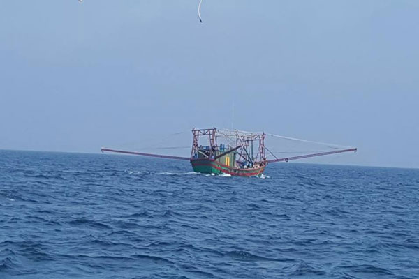 Quảng Ninh: Tăng cường ngăn chặn tàu cá và ngư dân khai thác hải sản trái phép ở vùng biển nước ngoài