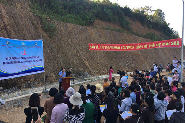 Lễ thả giống phóng sinh, tái tạo nguồn lợi thủy sản tại Điện Biên