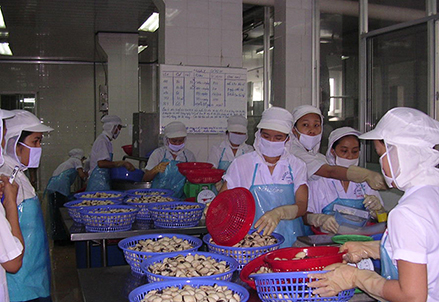 An toàn thực phẩm trong sản xuất đồ hộp thủy sản