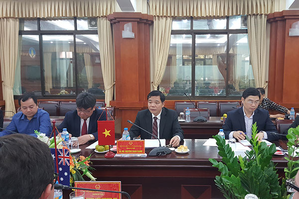 Bộ trưởng Nguyễn Xuân Cường tiếp Bộ trưởng Nông nghiệp và Thủy lợi Úc