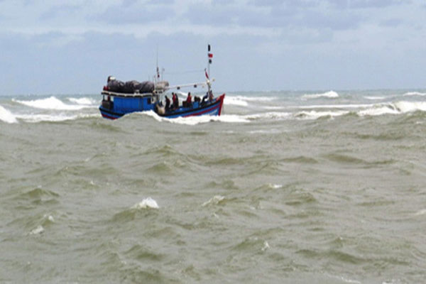 Tuần 3 của tháng 5/2017 xảy ra 4 vụ tai nạn tàu cá trên biển, 2 ngư dân mất tích