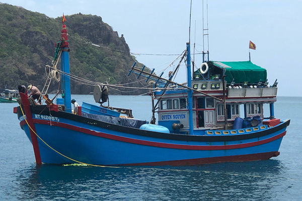 Ninh Thuận nỗ lực hoàn tất lắp thiết bị giám sát hành trình cho 100% tàu cá có chiều dài từ 24 mét trở lên