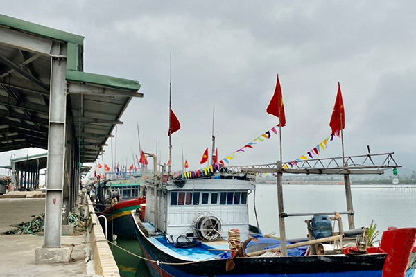 Phối hợp kiểm soát tàu cá Nghệ An có nguy cơ vi phạm khai thác thủy sản bất hợp pháp, không báo cáo, không theo quy định