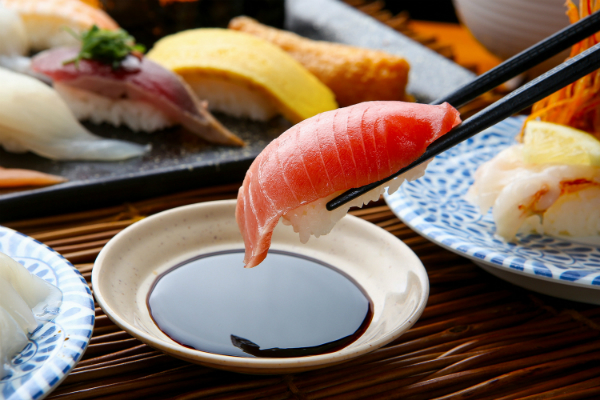 Các nhà nghiên cứu phối hợp với các nhà hàng sushi để giảm gian lận hải sản