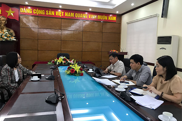 Tổng Lãnh sự quán Anh tại TP. Hồ Chí Minh  làm việc với các đơn vị chức năng của Tổng cục Thủy sản
